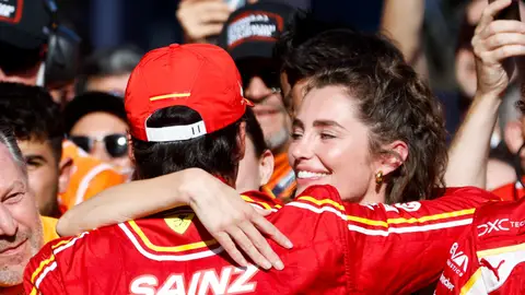 Carlos Sainz Jr y Rebecca Donaldson Carlos Sainz Jr y Rebecca Donaldson