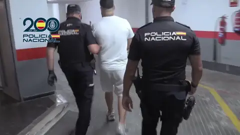 La Policía Nacional y el ROS-Roma del Arma dei Carabinieri logran la captura de tres peligrosos fugitivos La Policía Nacional y el ROS-Roma del Arma dei Carabinieri logran la captura de tres peligrosos fugitivos