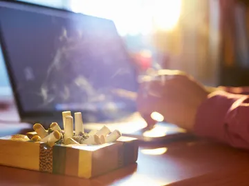¿Olor a tabaco en casa? ¿Olor a tabaco en casa?
