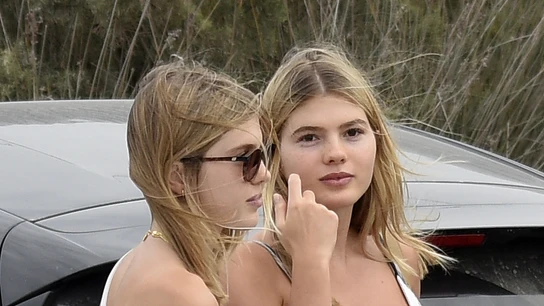 Las hijas de Julio Iglesias y Miranda Rynsburger, Cristina y Victoria Las hijas de Julio Iglesias y Miranda Rynsburger, Cristina y Victoria