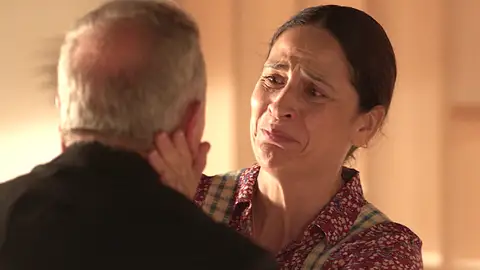 “Me estoy muriendo por dentro”: Emilio y Carmen abandonan definitivamente la casa Oramas “Me estoy muriendo por dentro”: Emilio y Carmen abandonan definitivamente la casa Oramas