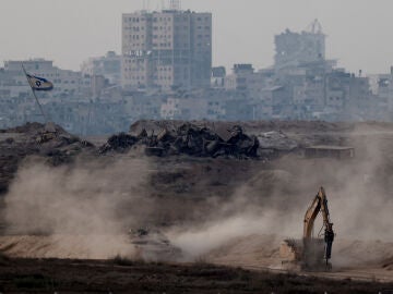 Miles de palestinos abandonan la ciudad de Gaza mientras Israel inicia su ocupación