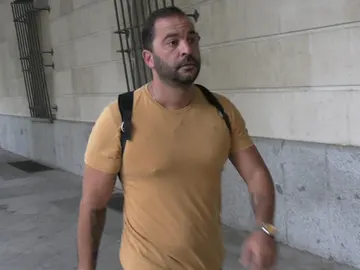 Antonio Tejado, a su llegada al juzgado de Sevilla Antonio Tejado, a su llegada al juzgado de Sevilla