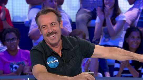 In extremis: Antonio Molero se luce en Palabras Cruzadas con un giro final inesperado