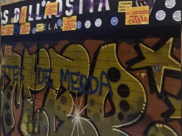 Vandalizan una heladería de Barcelona por evitar atender en catalán
