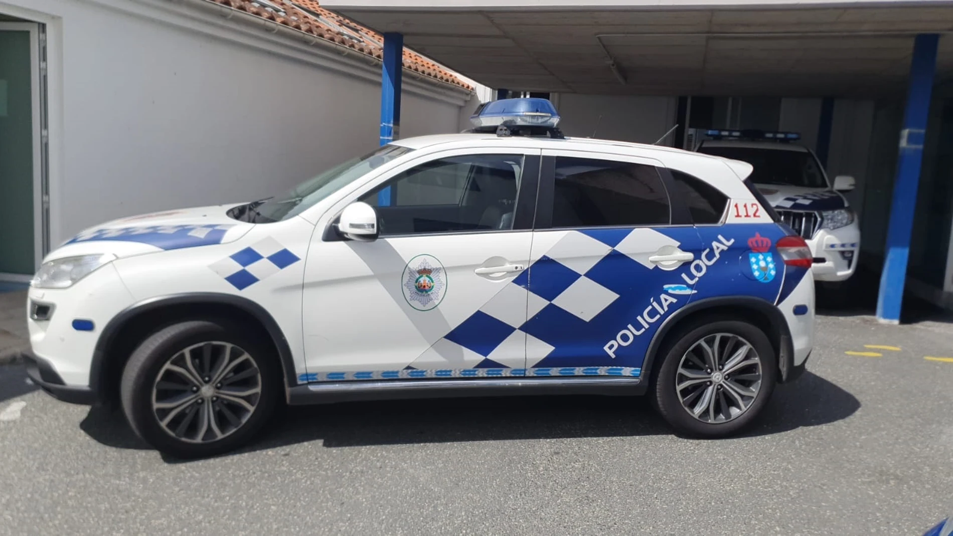 Coche de la Policía Local de Ferrol. Coche de la Policía Local de Ferrol.