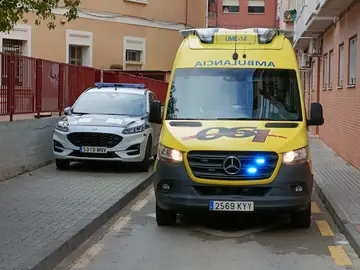 Imagen de una ambulancia del Servicio Murciano de Salud Imagen de una ambulancia del Servicio Murciano de Salud