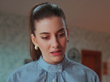 Ferit confiesa que Seyran lo ha borrado de su vida y Suna le devuelve el golpe con una dura verdad