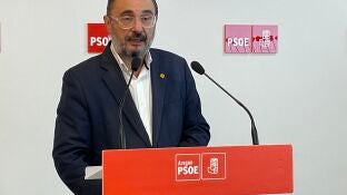 Imagen de Javier Lamb&aacute;n en una rueda de prensa