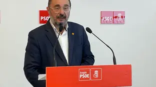 Imagen de Javier Lambán en una rueda de prensa Imagen de Javier Lambán en una rueda de prensa