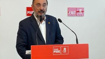 Imagen de Javier Lambán en una rueda de prensa