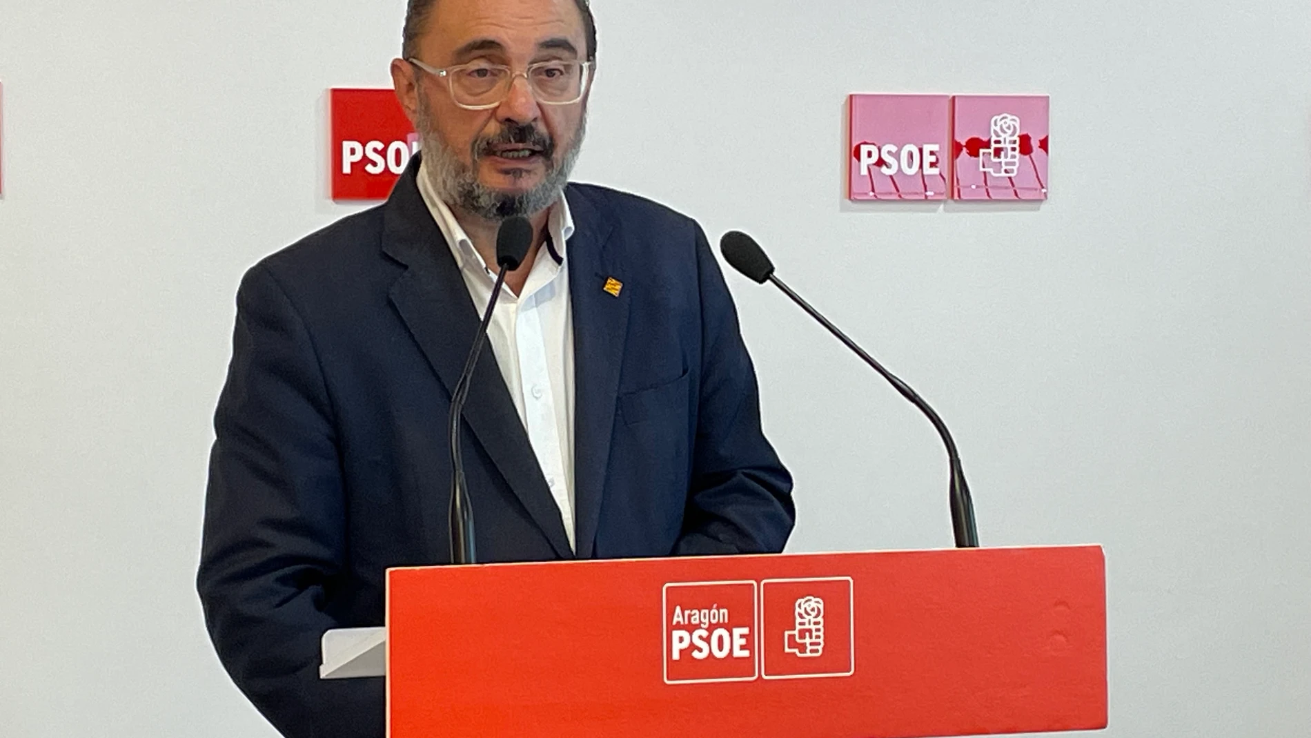 Imagen de Javier Lambán en una rueda de prensa Imagen de Javier Lambán en una rueda de prensa