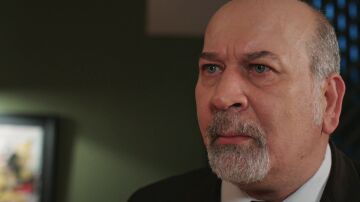 Latif despierta a Ferit con una lección que revoluciona la mansión Korhan