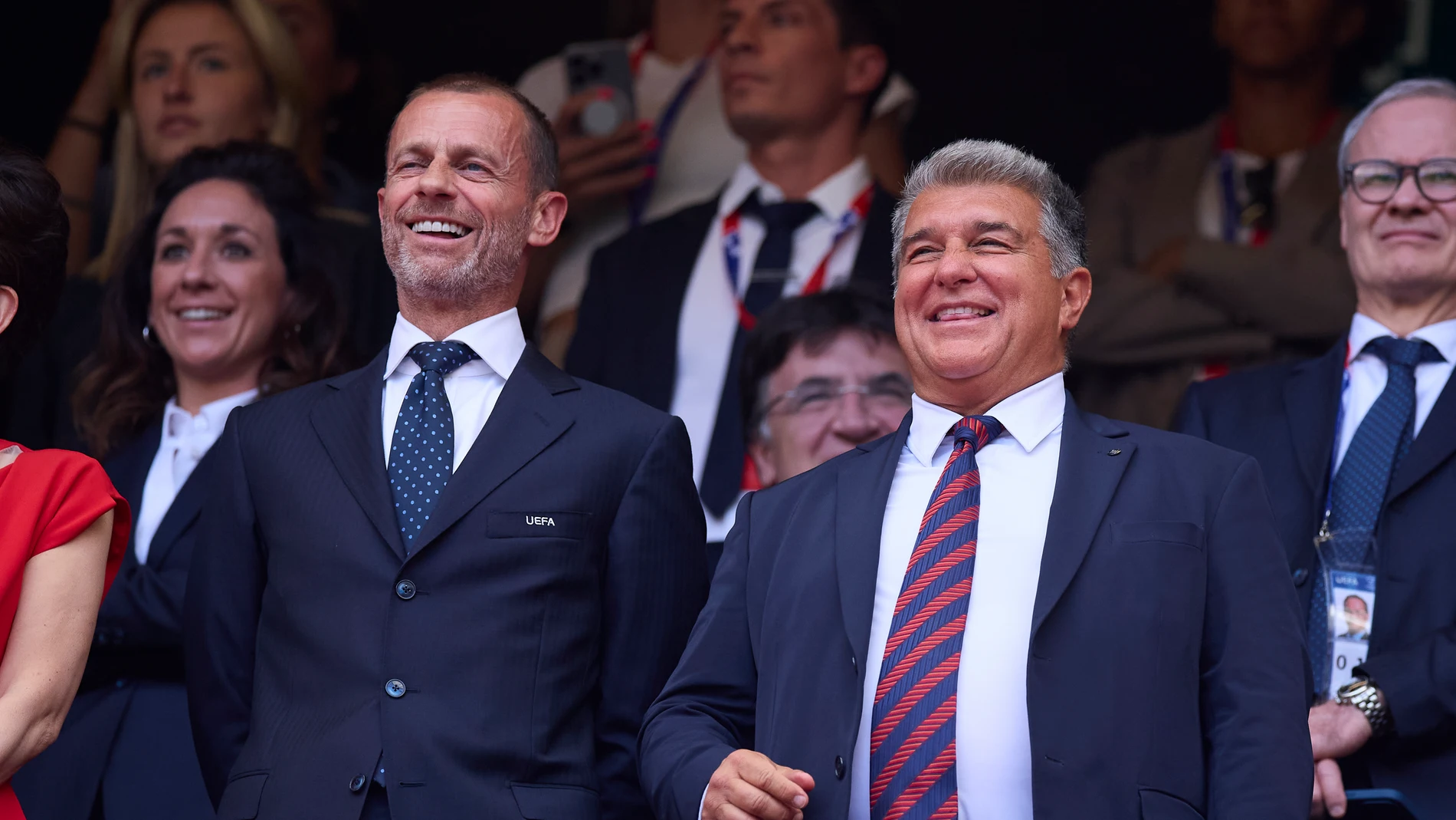 Aleksander Ceferin y Joan Laporta en la final de la Champions League femenina en 2024 Aleksander Ceferin y Joan Laporta en la final de la Champions League femenina en 2024