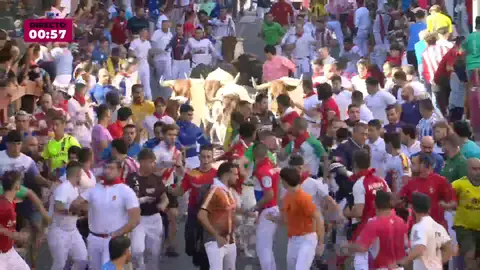 El vídeo del cuarto día de encierros en San Sebastián de Los Reyes El vídeo del cuarto día de encierros en San Sebastián de Los Reyes