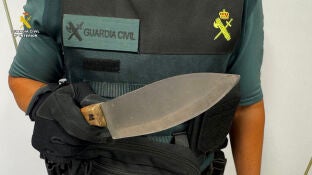 Detenido por intentar apu&ntilde;alar y estrangular a su pareja en Calahorra, La Rioja
