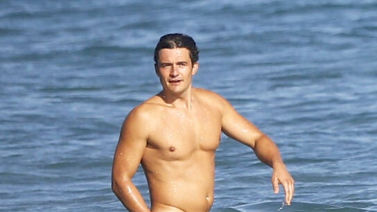 Orlando Bloom en la playa