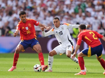 Rodri y Carvajal en un partido de la Eurocopa 2024