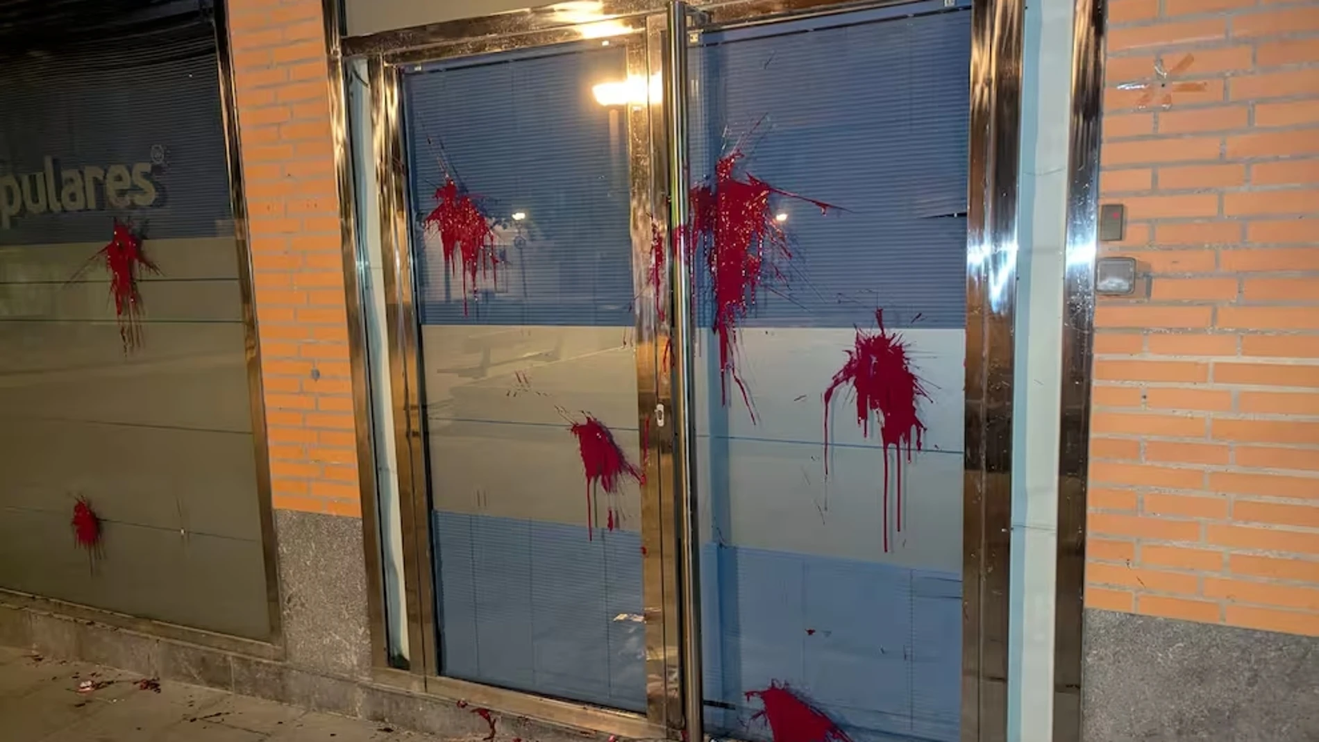 Fachada del PP en Huesca Fachada del PP en Huesca