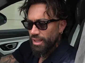 Juan Faro ante la prensa Juan Faro ante la prensa
