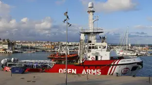 Torres replica Abascal que Open Arms es barco de rescate: "Si rescatara a sus padres o hijos ¿querría también hundirlo?" Torres replica Abascal que Open Arms es barco de rescate: "Si rescatara a sus padres o hijos ¿querría también hundirlo?"
