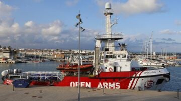 Torres replica Abascal que Open Arms es barco de rescate: "Si rescatara a sus padres o hijos ¿querría también hundirlo?"