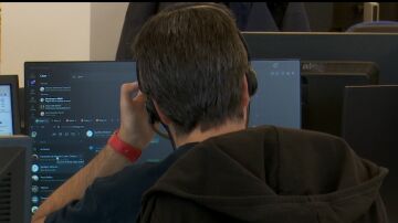 Imagen de un trabajador en una oficina 