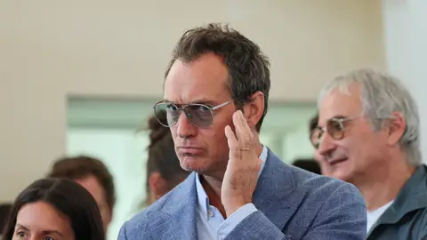 Jude Law presenta en el Festival de Venecia El mago del Kremlin Jude Law presenta en el Festival de Venecia El mago del Kremlin