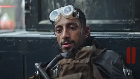 Riz Ahmed en Rogue One: Una historia de Star Wars Riz Ahmed en Rogue One: Una historia de Star Wars
