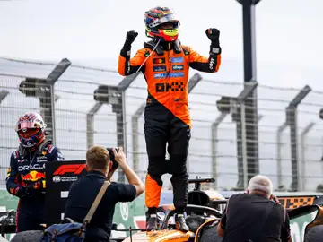 Piastri celebra su victoria en Zandvoort Piastri celebra su victoria en Zandvoort