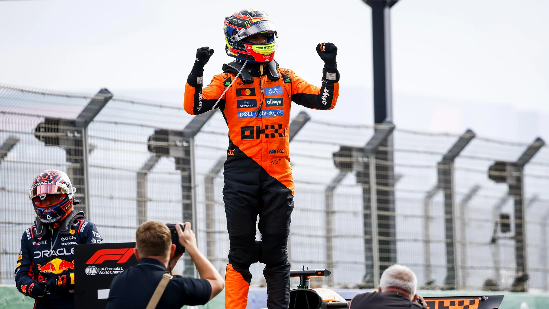Piastri celebra su victoria en Zandvoort Piastri celebra su victoria en Zandvoort