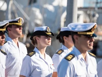La princesa Leonor llega con el resto de guardiamarinas a Las Palmas de Gran Canaria, en el buque escuela de La Armada ‘Juan Sebastián Elcano’ La princesa Leonor llega con el resto de guardiamarinas a Las Palmas de Gran Canaria, en el buque escuela de La Armada ‘Juan Sebastián Elcano’
