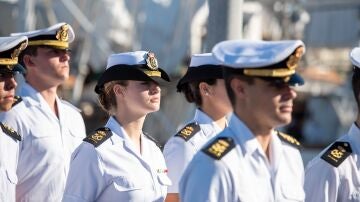 La princesa Leonor llega con el resto de guardiamarinas a Las Palmas de Gran Canaria, en el buque escuela de La Armada ‘Juan Sebastián Elcano’