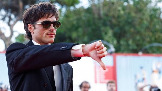 Jacob Elordi en el estreno de Frankenstein en el Festival de Venecia