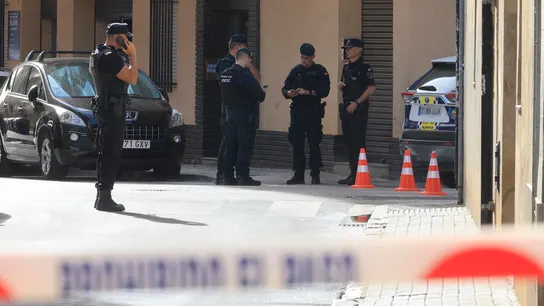 Un hombre se atrinchera en Alfafar Un hombre se atrinchera en Alfafar