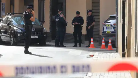 Un hombre se atrinchera en Alfafar Un hombre se atrinchera en Alfafar