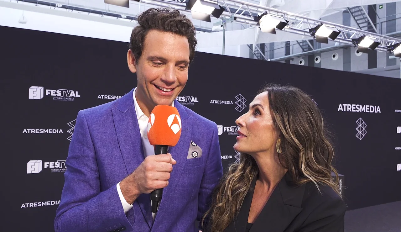 Mika como coach de La Voz