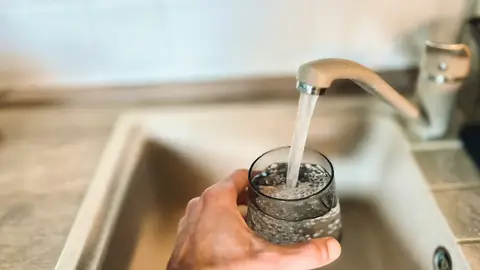 Agua del grifo Agua del grifo