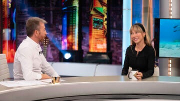 De ron cola y botellones: Ester Expósito recuerda sus primeras fiestas