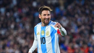 Leo Messi celebra su segundo a Venezuela