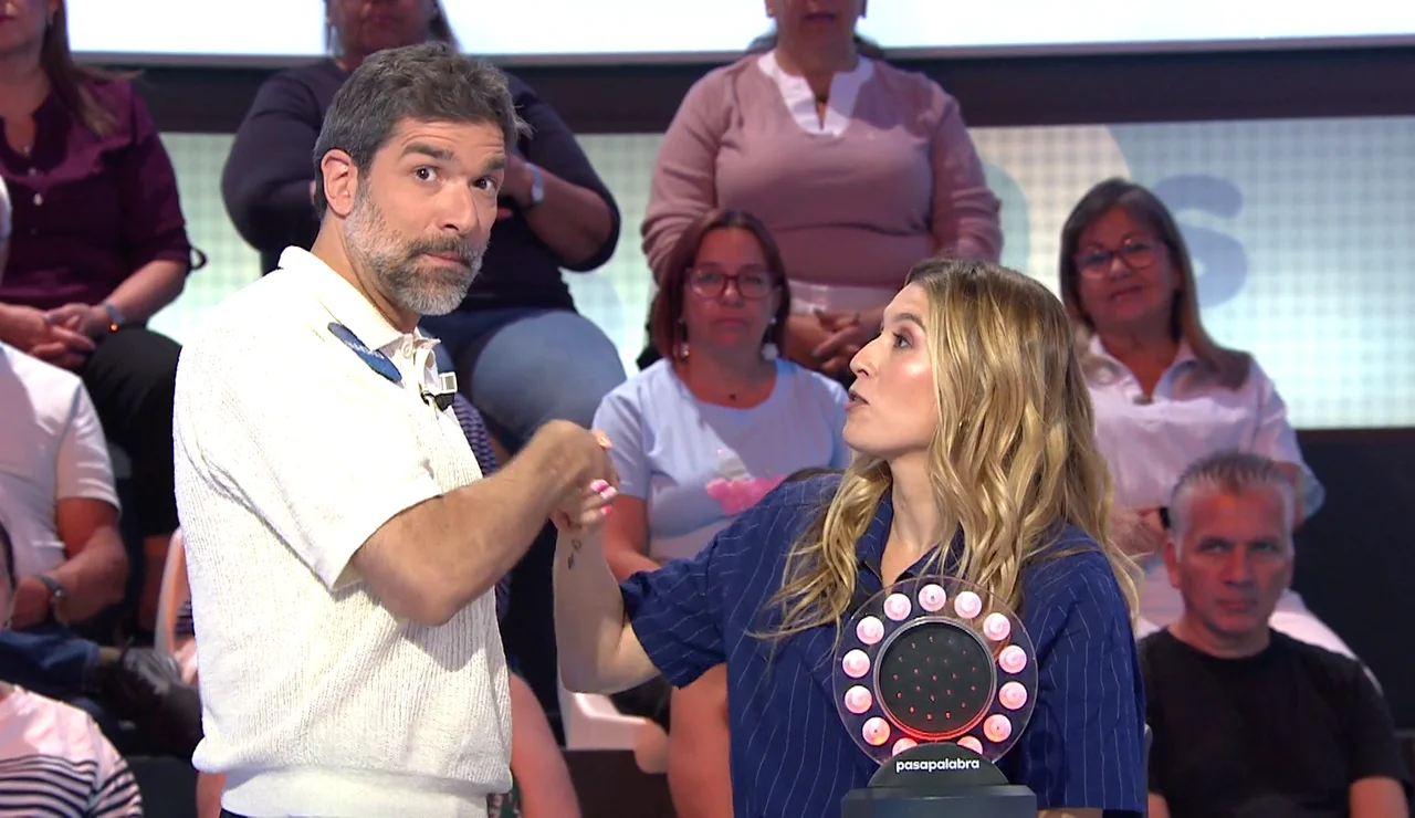 Bombazo en Pasapalabra con una atrevida apuesta entre Eva Soriano y Nacho García: “¡Hay trato!”