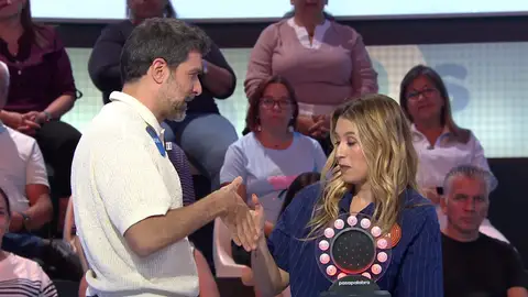 Nacho García lanza una apuesta a Eva Soriano en Pasapalabra: ¿cuál será el castigo para el perdedor= Nacho García lanza una apuesta a Eva Soriano en Pasapalabra: ¿cuál será el castigo para el perdedor=