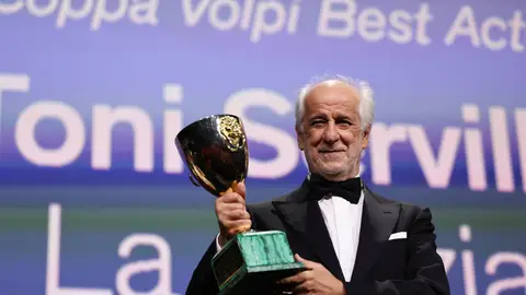 Tony Servillo, mejor actor en el Festival de Venecia Tony Servillo, mejor actor en el Festival de Venecia