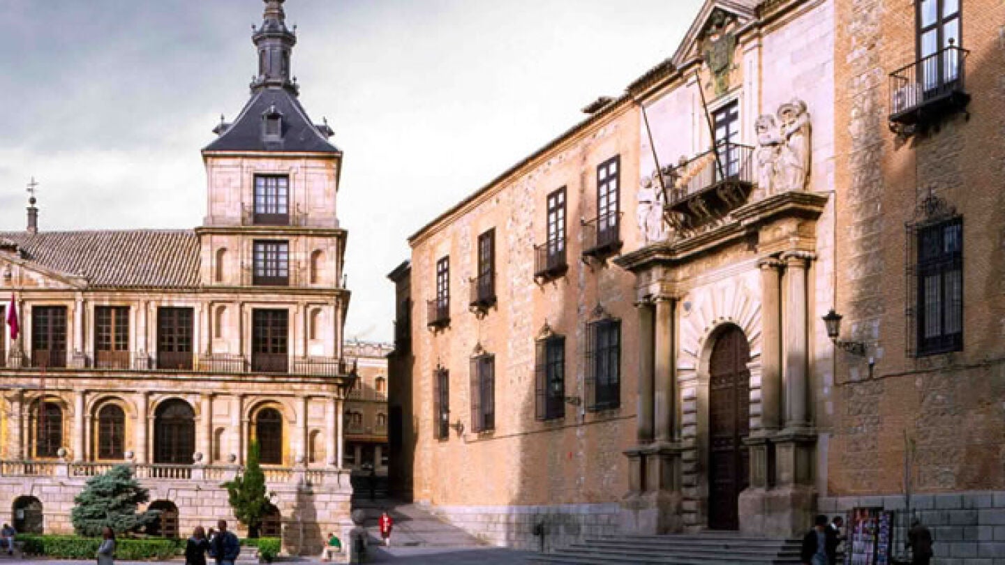 El Ayuntamiento de Toledo, pionero en buscar medidas contra la masificaci&oacute;n tur&iacute;stica