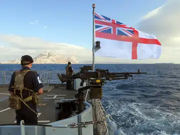 LA ROYAL NAVY DESPLIEGA DRONES EN GIBRALTAR PARA VIGILAR EL ESTRECHO LA ROYAL NAVY DESPLIEGA DRONES EN GIBRALTAR PARA VIGILAR EL ESTRECHO