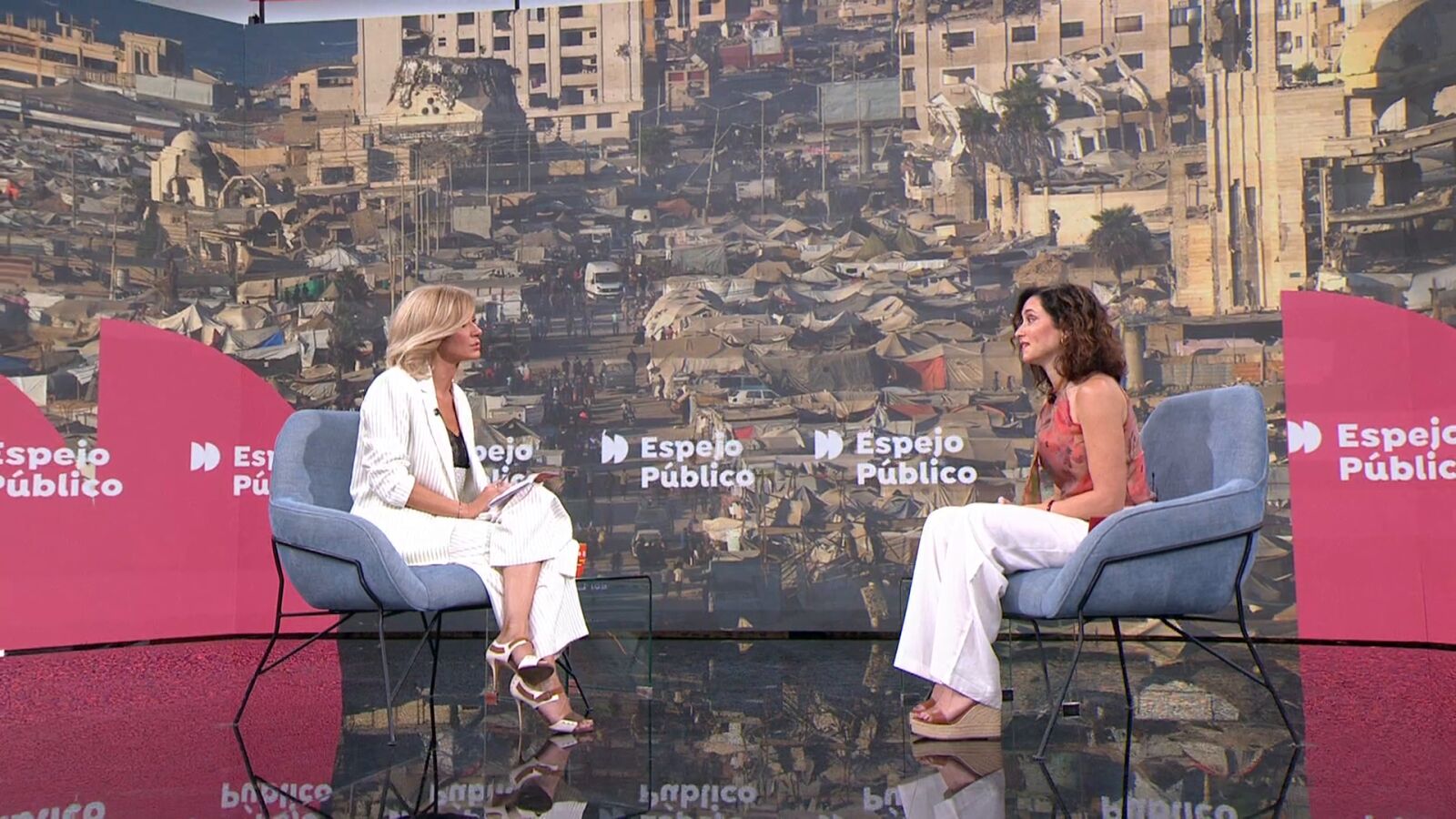 Ayuso pide máxima seguridad en la Vuelta a España: 