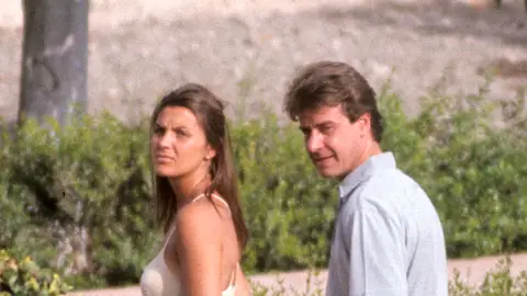 Mar Flores y Cayetano en el campo Mar Flores y Cayetano en el campo