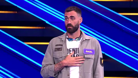¿Le ayudarán sus conocimientos futbolísticos a evitar la caída? Ángel se la juega con un equipo de Segunda ¿Le ayudarán sus conocimientos futbolísticos a evitar la caída? Ángel se la juega con un equipo de Segunda