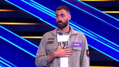 ¿Le ayudarán sus conocimientos futbolísticos a evitar la caída? Ángel se la juega con un equipo de Segunda