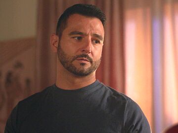 David, cada d&iacute;a m&aacute;s alejado de Patricia&hellip; &iexcl;y rechaza el dormir con ella!